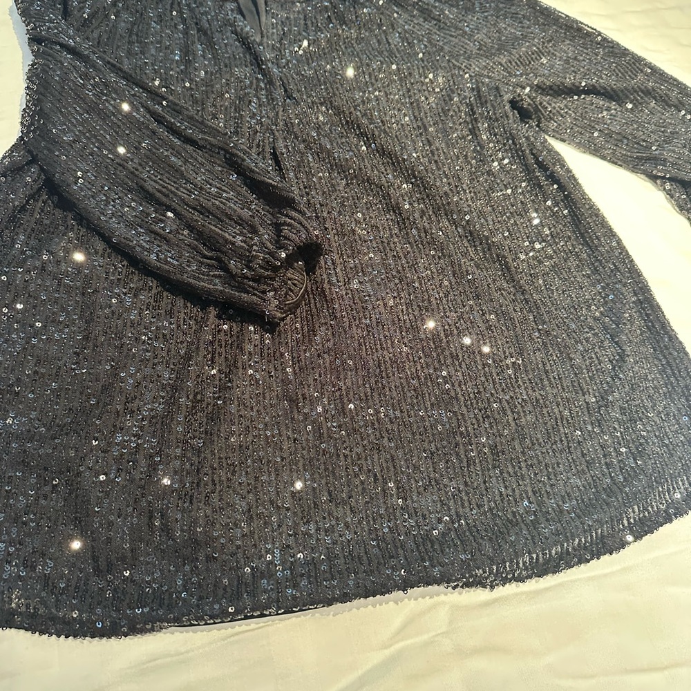 Great party top …lots sparkles
